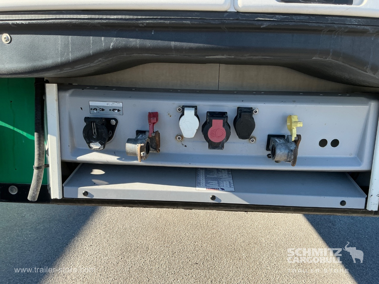 SCHMITZ Reefer Standard - Semi-trailer isotermal: gambar 4 SCHMITZ Reefer Standard - Semi-trailer isotermal: gambar 4