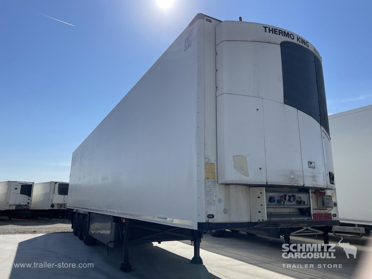 SCHMITZ Remolque Frigo Standard - Trailer berpendingin: gambar 1 SCHMITZ Remolque Frigo Standard - Trailer berpendingin: gambar 1