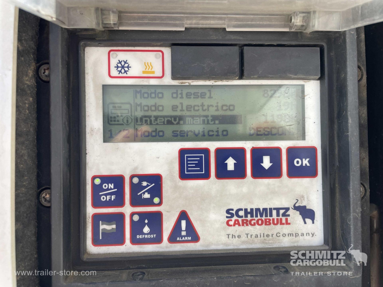 SCHMITZ Semiremolque Frigo Standard - Semi-trailer isotermal: gambar 2 SCHMITZ Semiremolque Frigo Standard - Semi-trailer isotermal: gambar 2