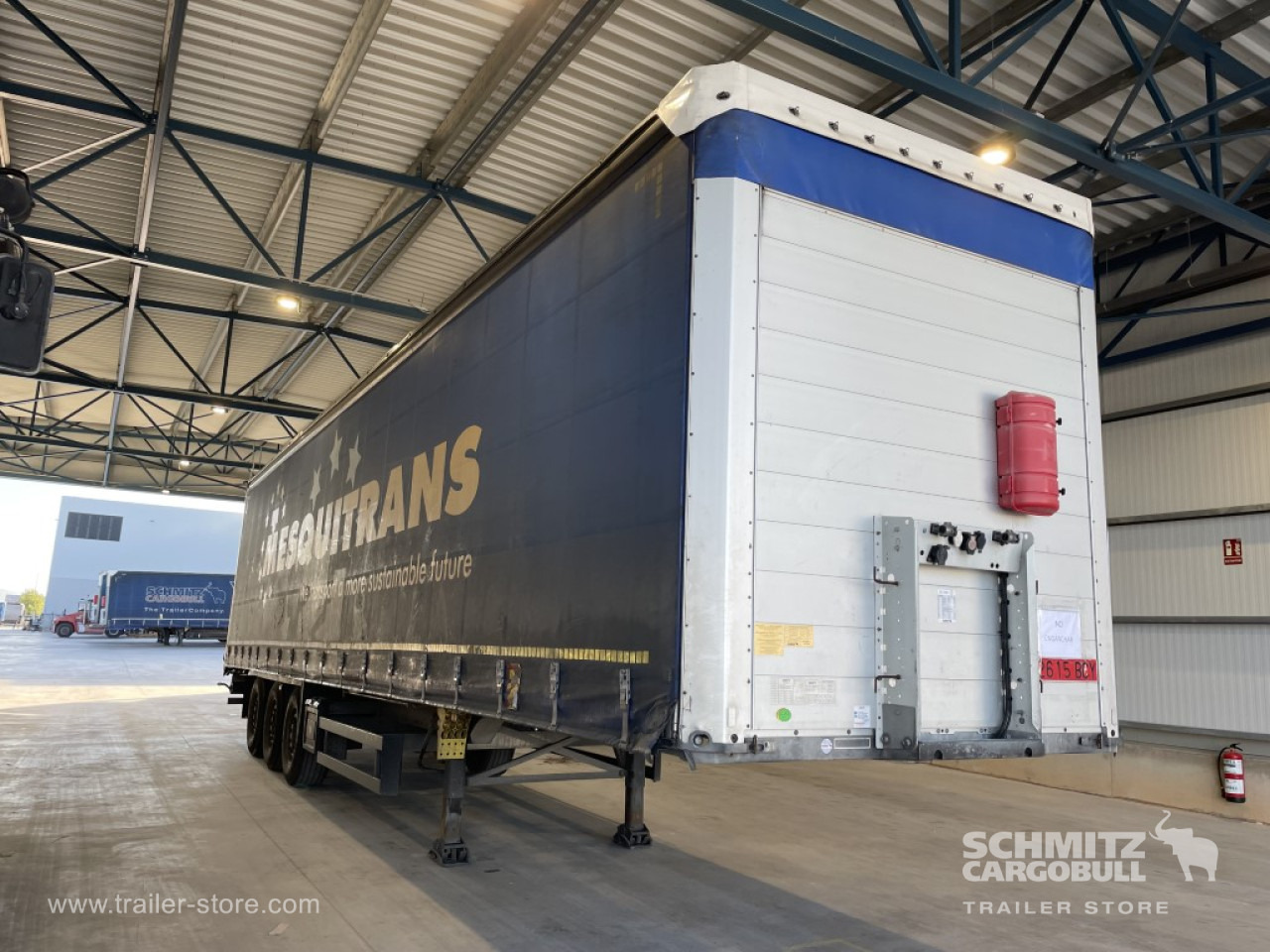 SCHMITZ Semiremolque Lona Standard - Semi-trailer dengan terpal samping: gambar 1 SCHMITZ Semiremolque Lona Standard - Semi-trailer dengan terpal samping: gambar 1