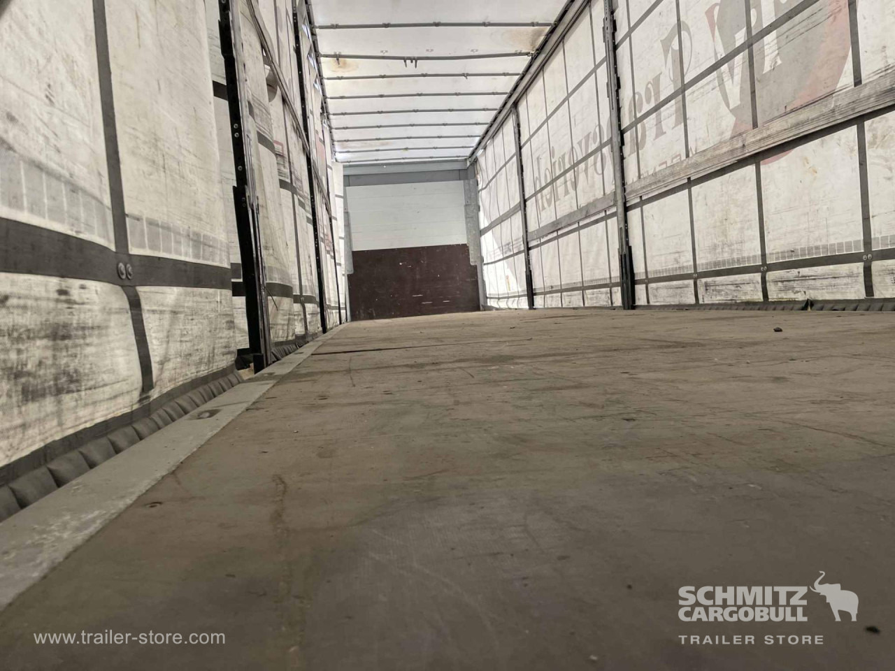 SCHMITZ Semiremolque Lona Standard - Semi-trailer dengan terpal samping: gambar 3 SCHMITZ Semiremolque Lona Standard - Semi-trailer dengan terpal samping: gambar 3