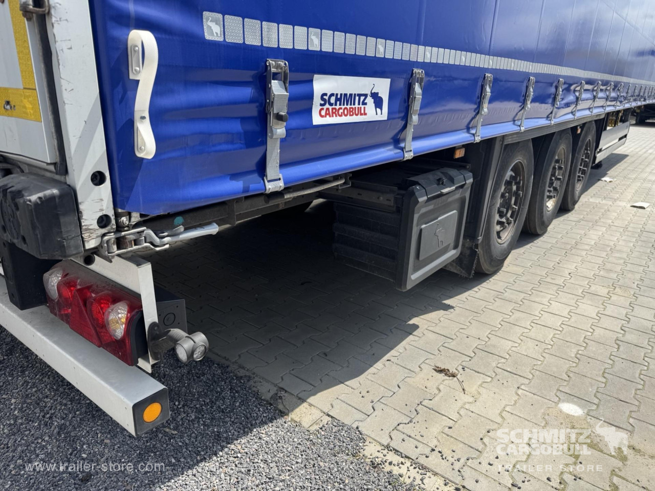SCHMITZ Curtainsider Standard - Semi-trailer dengan terpal samping: gambar 5 SCHMITZ Curtainsider Standard - Semi-trailer dengan terpal samping: gambar 5