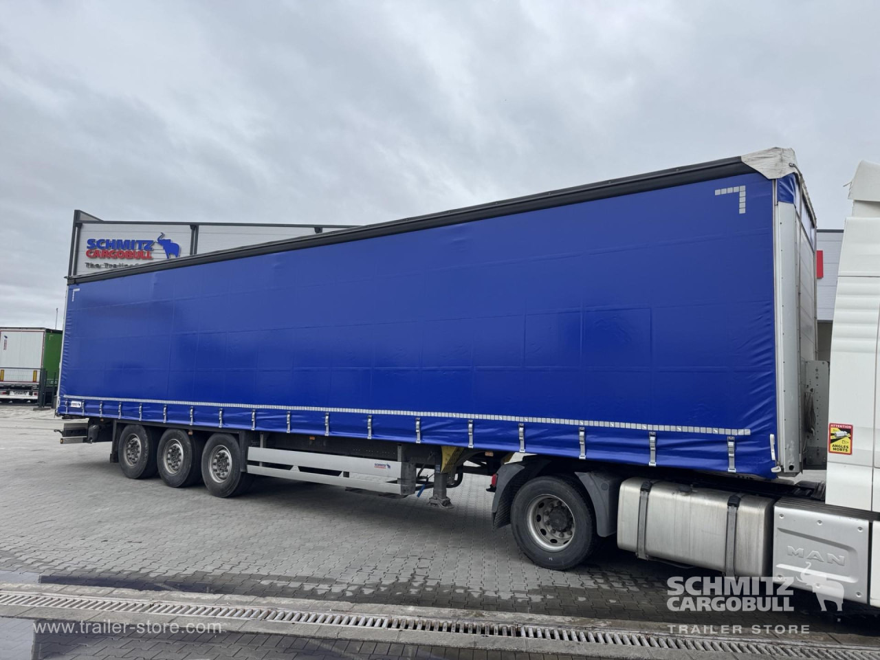 SCHMITZ Curtainsider Standard - Semi-trailer dengan terpal samping: gambar 1 SCHMITZ Curtainsider Standard - Semi-trailer dengan terpal samping: gambar 1