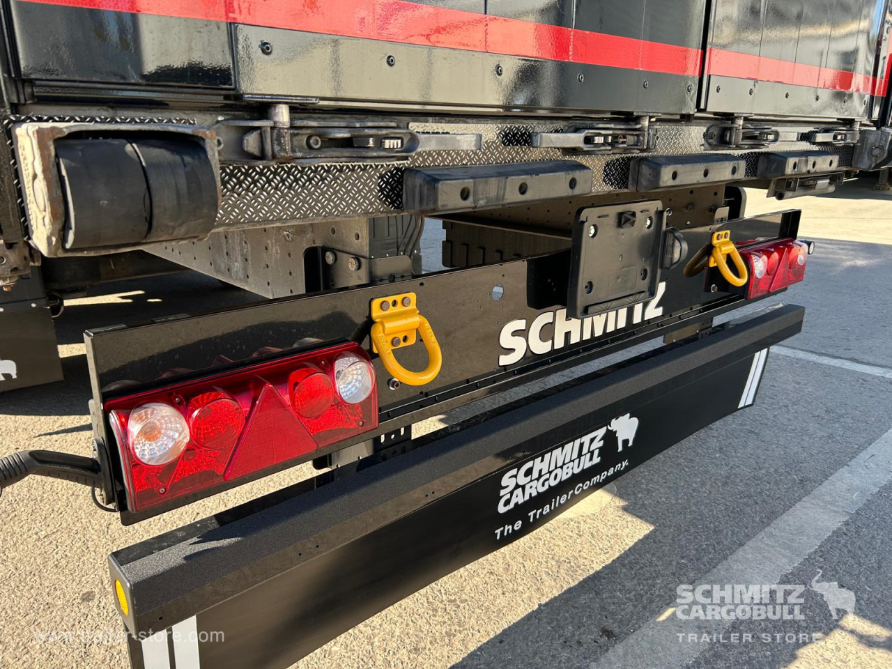 SCHMITZ Curtainsider Standard UK - Semi-trailer dengan terpal samping: gambar 3 SCHMITZ Curtainsider Standard UK - Semi-trailer dengan terpal samping: gambar 3