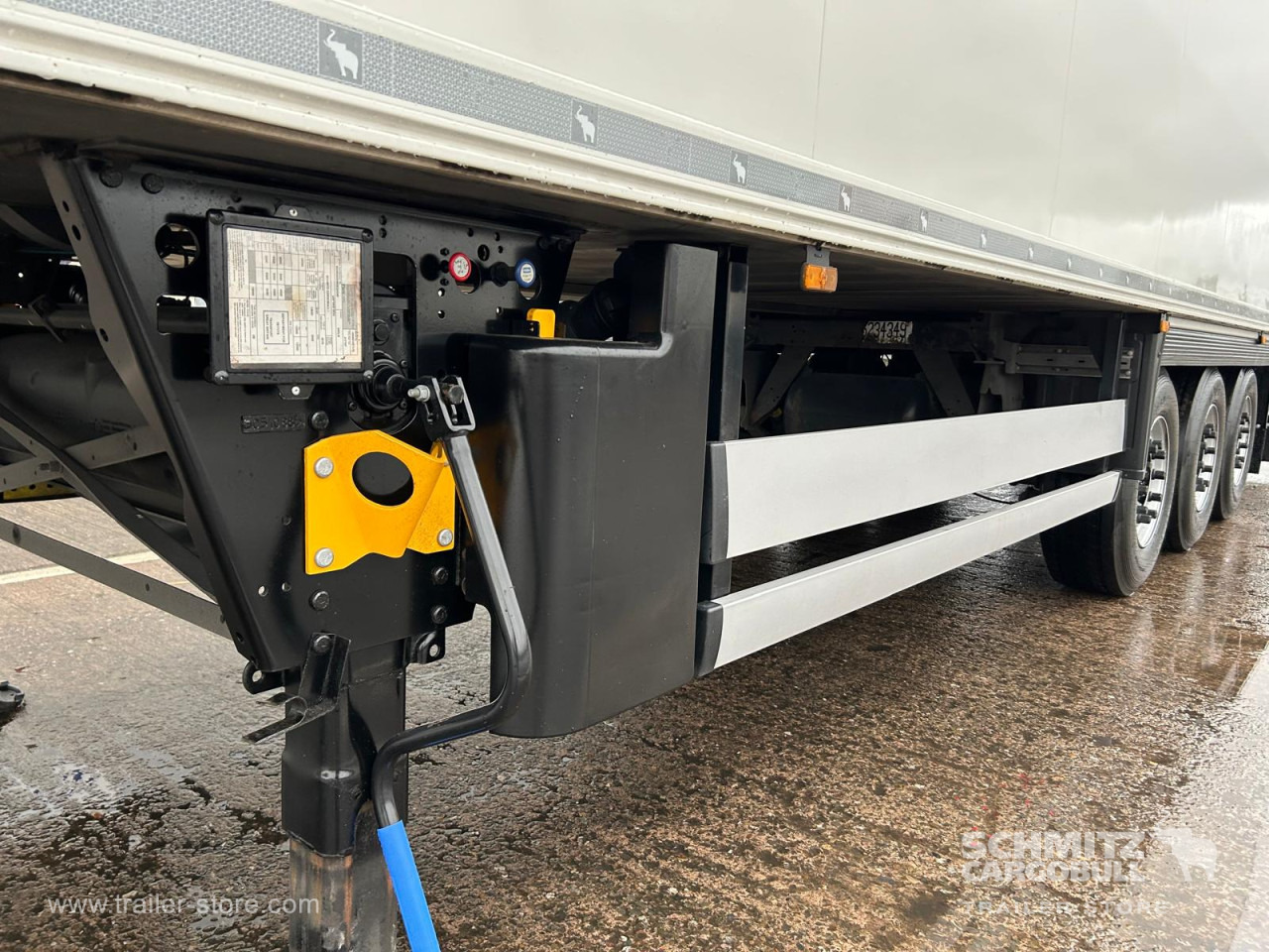 SCHMITZ Reefer Multitemp - Semi-trailer isotermal: gambar 2 SCHMITZ Reefer Multitemp - Semi-trailer isotermal: gambar 2