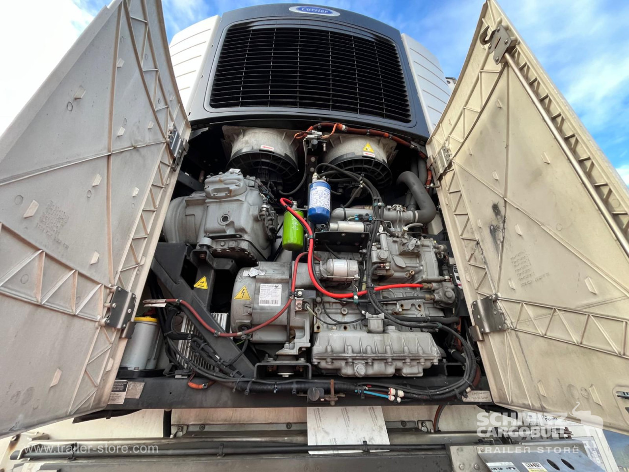 SCHMITZ Reefer Multitemp - Semi-trailer isotermal: gambar 2 SCHMITZ Reefer Multitemp - Semi-trailer isotermal: gambar 2