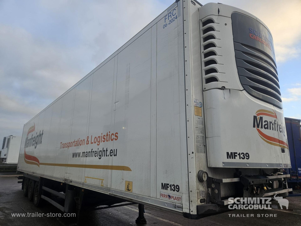 SCHMITZ Reefer Standard - Semi-trailer isotermal: gambar 1 SCHMITZ Reefer Standard - Semi-trailer isotermal: gambar 1