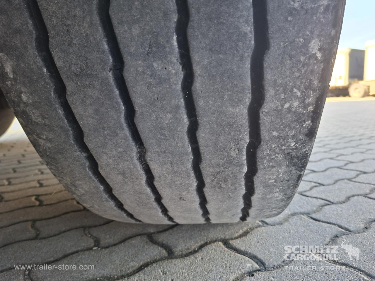 SCHMITZ Reefer Multitemp - Semi-trailer isotermal: gambar 4 SCHMITZ Reefer Multitemp - Semi-trailer isotermal: gambar 4