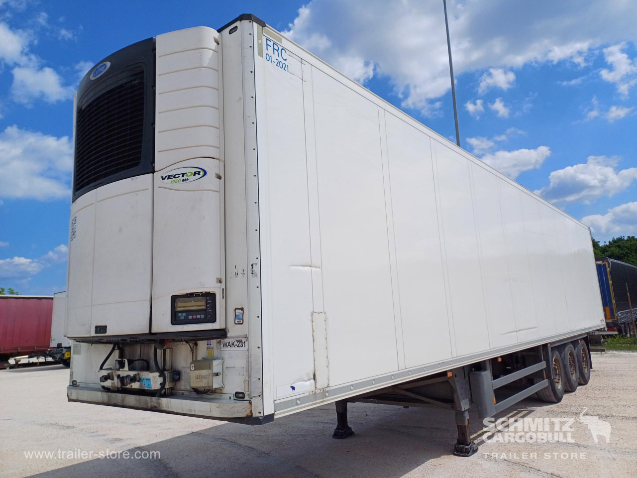 SCHMITZ Reefer Standard - Semi-trailer isotermal: gambar 1 SCHMITZ Reefer Standard - Semi-trailer isotermal: gambar 1