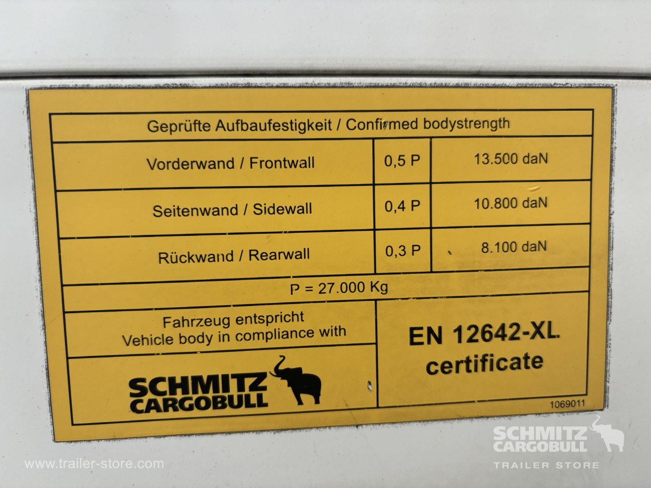 SCHMITZ Curtainsider Mega - Semi-trailer dengan terpal samping: gambar 3 SCHMITZ Curtainsider Mega - Semi-trailer dengan terpal samping: gambar 3