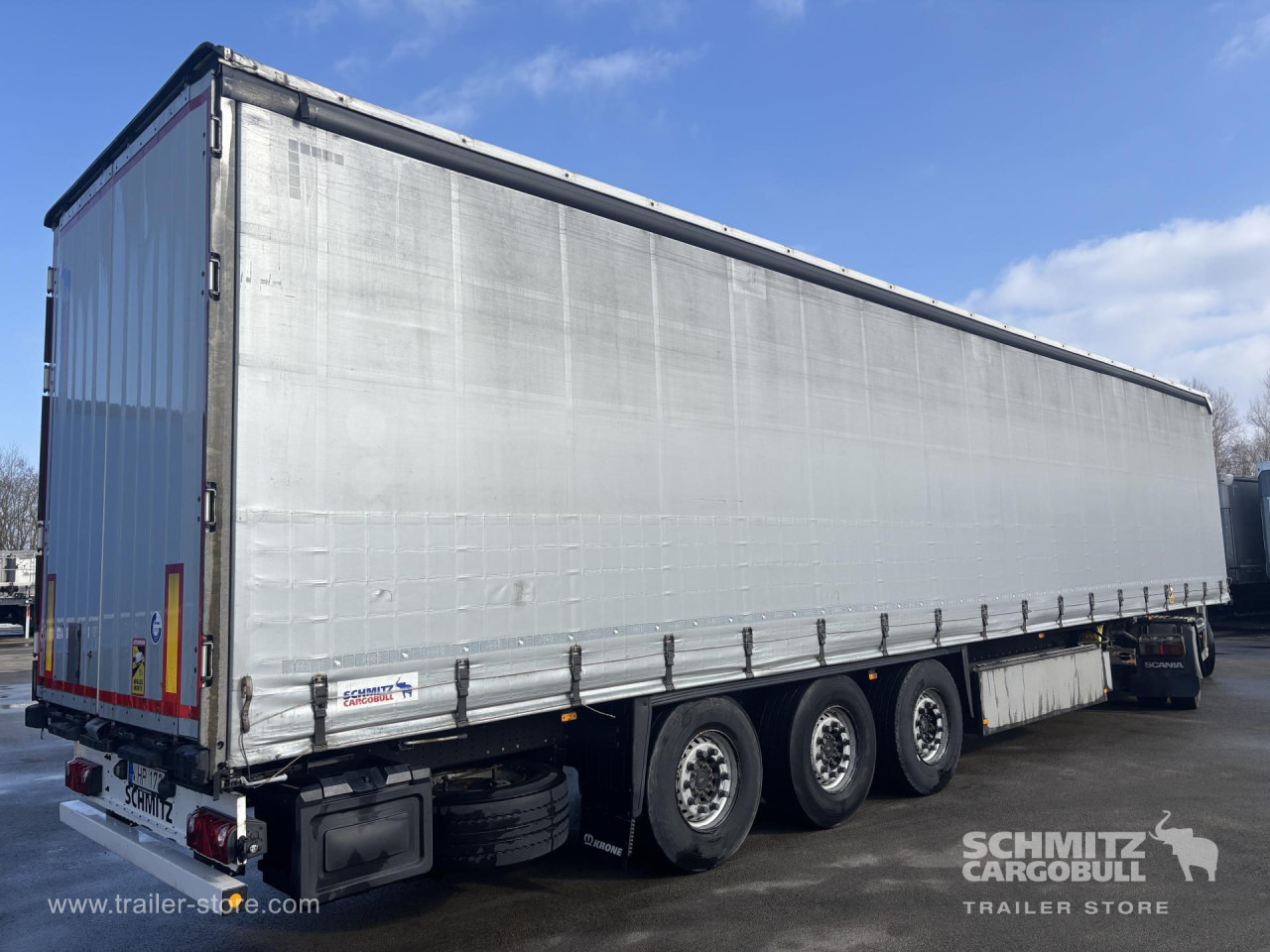 SCHMITZ Curtainsider Standard - Semi-trailer dengan terpal samping: gambar 1 SCHMITZ Curtainsider Standard - Semi-trailer dengan terpal samping: gambar 1