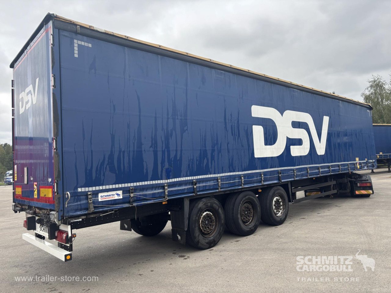SCHMITZ Curtainsider Standard - Semi-trailer dengan terpal samping: gambar 1 SCHMITZ Curtainsider Standard - Semi-trailer dengan terpal samping: gambar 1