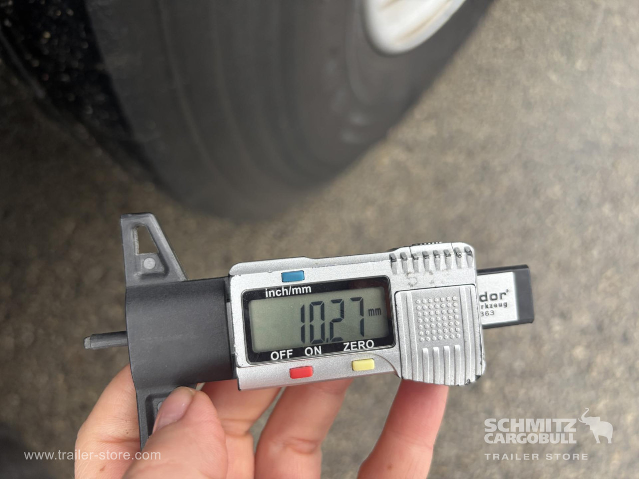 SCHMITZ Curtainsider Standard - Semi-trailer dengan terpal samping: gambar 3 SCHMITZ Curtainsider Standard - Semi-trailer dengan terpal samping: gambar 3