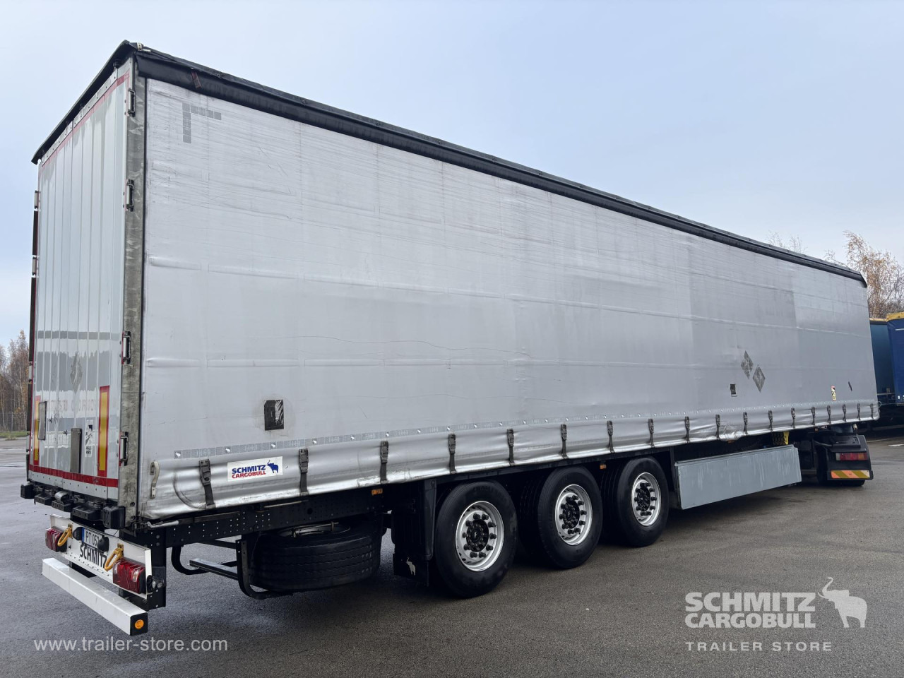 SCHMITZ Curtainsider Standard - Semi-trailer dengan terpal samping: gambar 1 SCHMITZ Curtainsider Standard - Semi-trailer dengan terpal samping: gambar 1