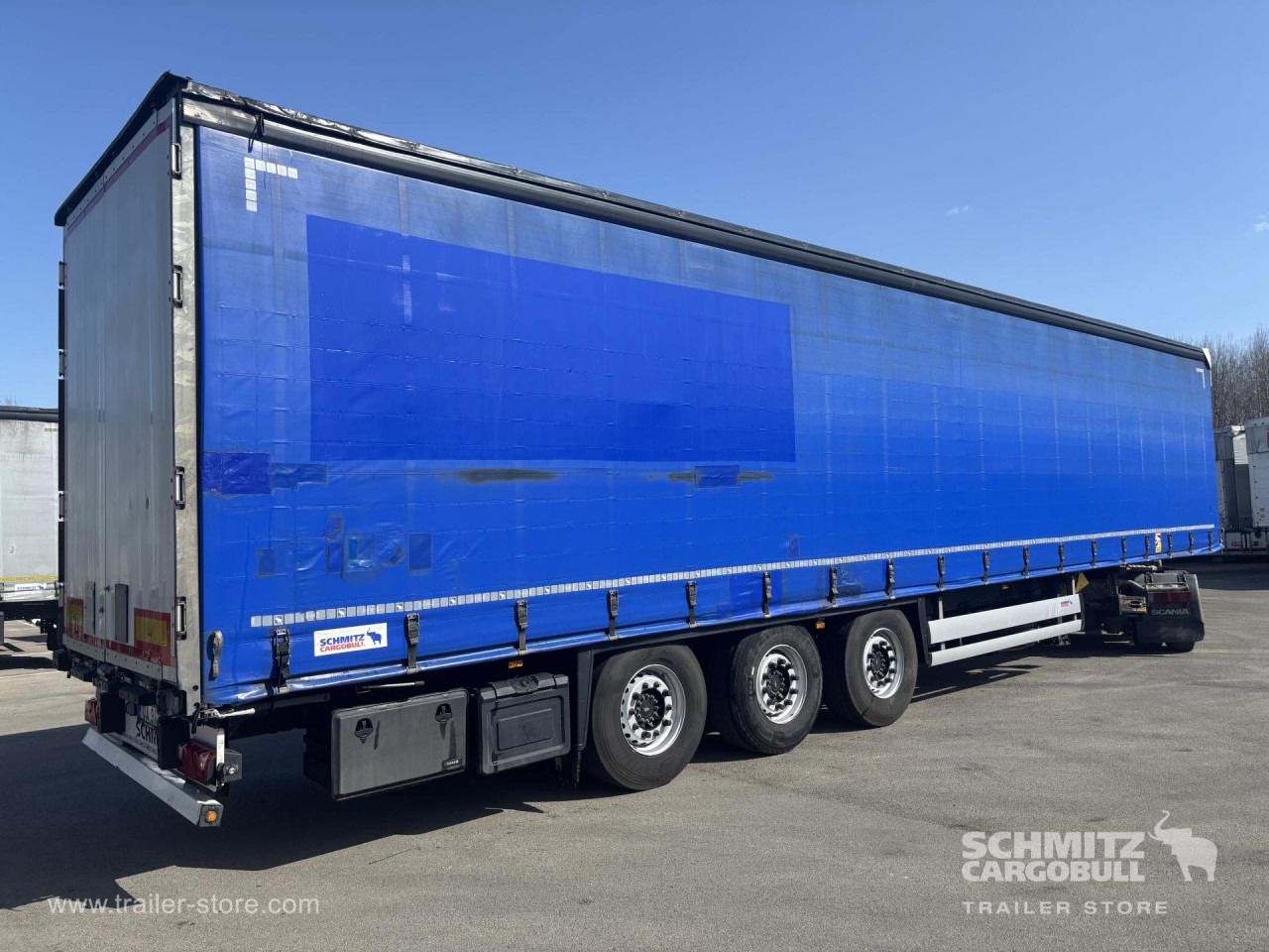 SCHMITZ Curtainsider Standard - Semi-trailer dengan terpal samping: gambar 1 SCHMITZ Curtainsider Standard - Semi-trailer dengan terpal samping: gambar 1