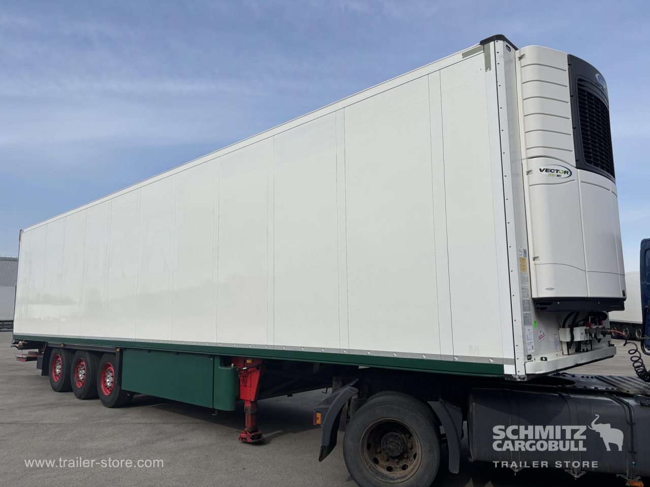 SCHMITZ Reefer Standard - Semi-trailer isotermal: gambar 1 SCHMITZ Reefer Standard - Semi-trailer isotermal: gambar 1