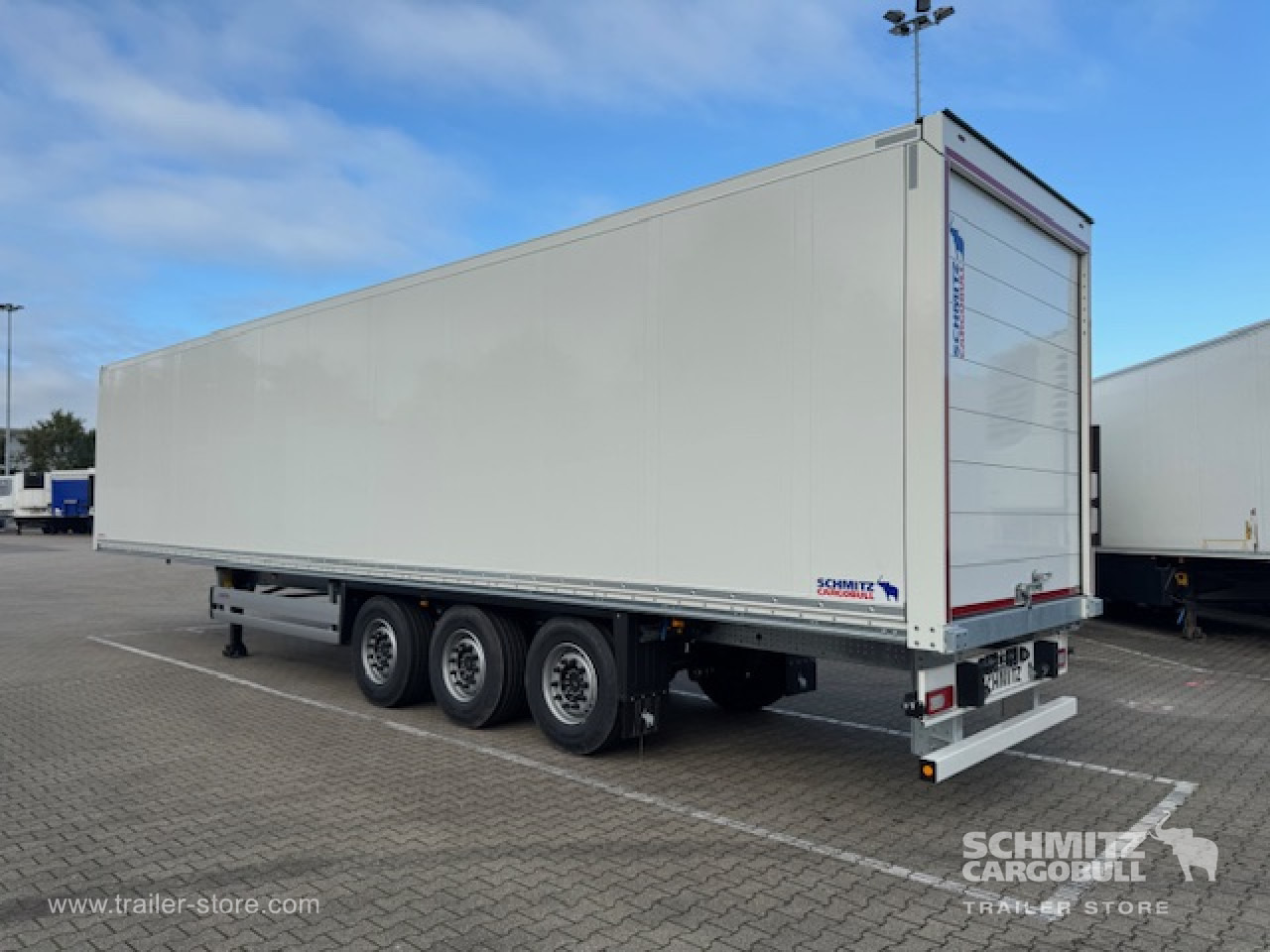 SCHMITZ Oplegger Kasten Standard Roller shutter door - Semi-trailer kotak tertutup: gambar 1 SCHMITZ Oplegger Kasten Standard Roller shutter door - Semi-trailer kotak tertutup: gambar 1