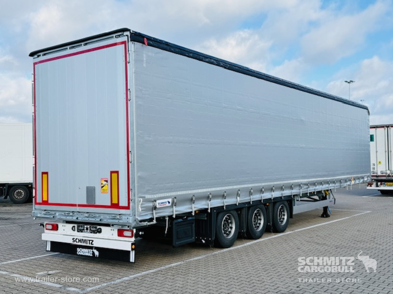 SCHMITZ Oplegger Schuifzeil Mega - Semi-trailer dengan terpal samping: gambar 1 SCHMITZ Oplegger Schuifzeil Mega - Semi-trailer dengan terpal samping: gambar 1