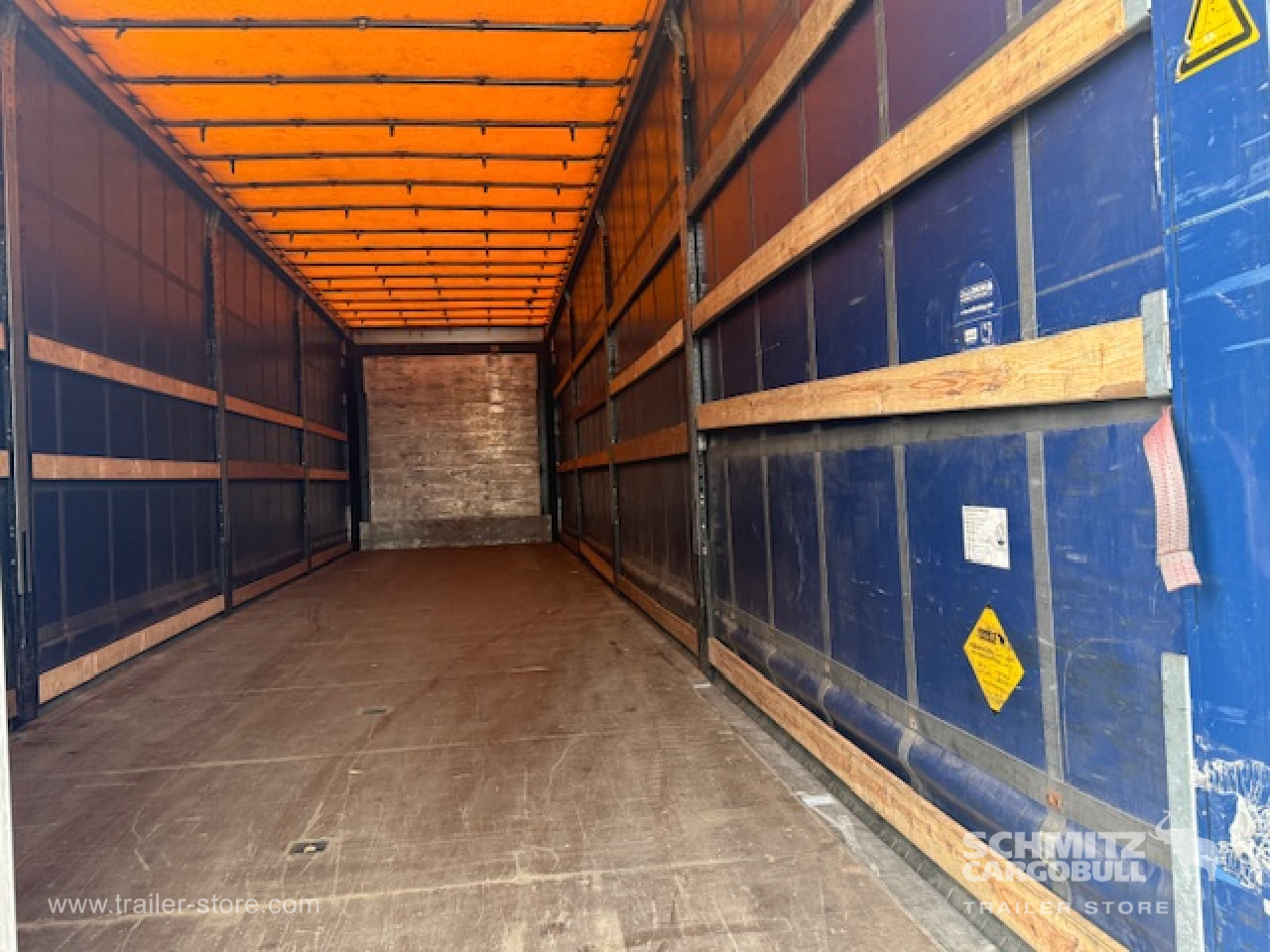 SCHMITZ Oplegger Schuifzeil Standard - Semi-trailer dengan terpal samping: gambar 1 SCHMITZ Oplegger Schuifzeil Standard - Semi-trailer dengan terpal samping: gambar 1