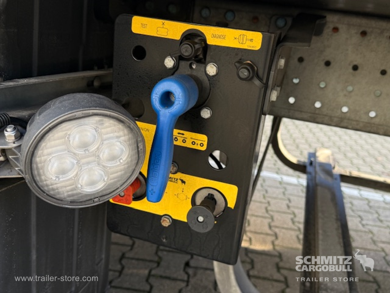 SCHMITZ Oplegger Vries Multitemp - Semi-trailer isotermal: gambar 4 SCHMITZ Oplegger Vries Multitemp - Semi-trailer isotermal: gambar 4