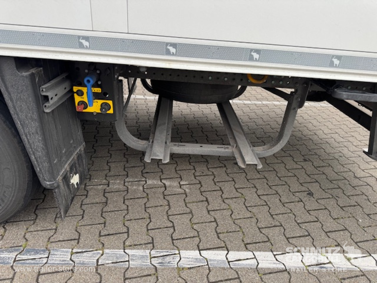 SCHMITZ Oplegger Vries Multitemp - Semi-trailer isotermal: gambar 3 SCHMITZ Oplegger Vries Multitemp - Semi-trailer isotermal: gambar 3