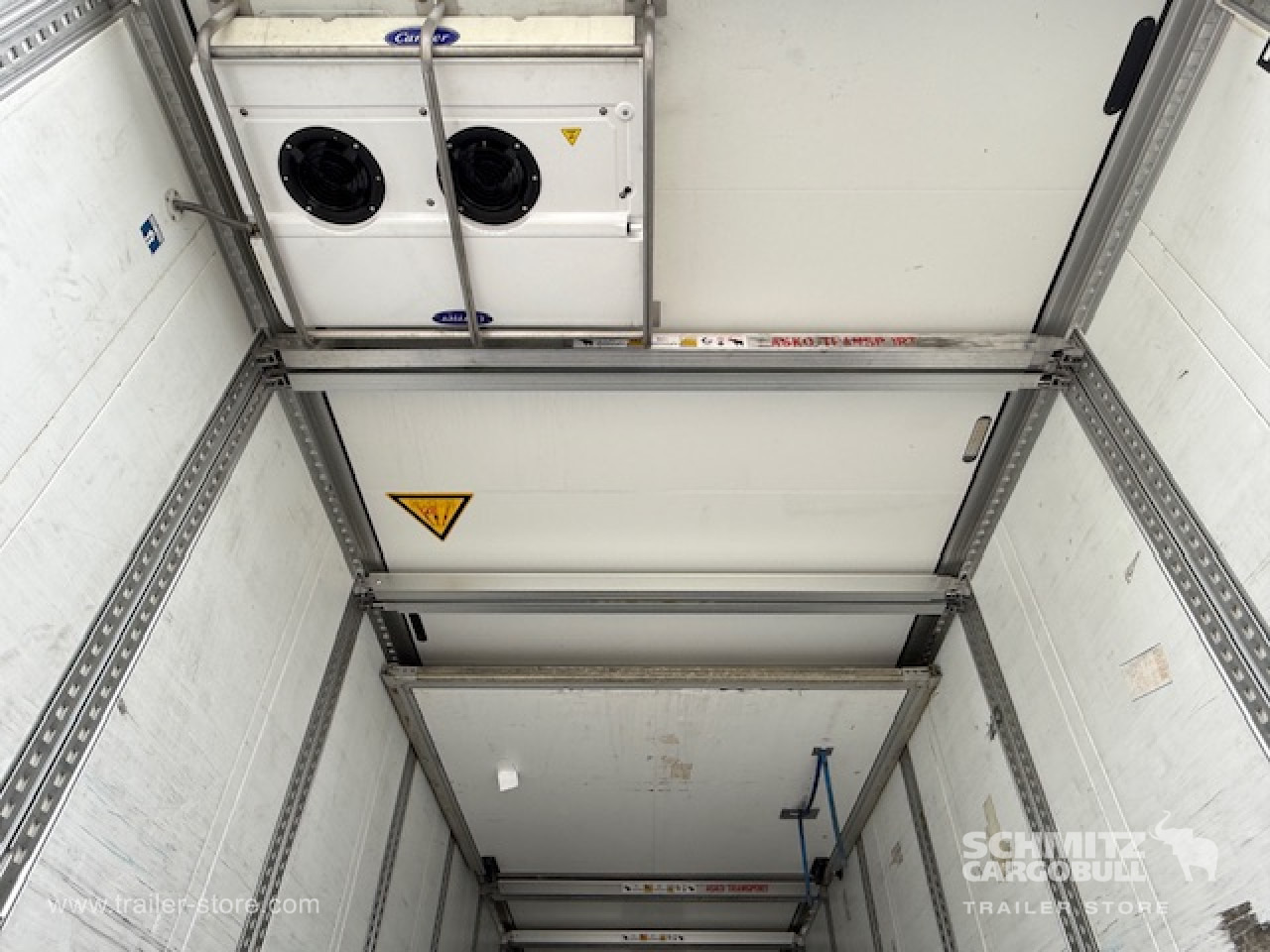SCHMITZ Oplegger Vries Multitemp Double deck - Semi-trailer isotermal: gambar 4 SCHMITZ Oplegger Vries Multitemp Double deck - Semi-trailer isotermal: gambar 4