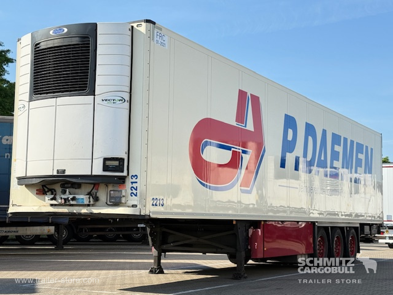 SCHMITZ Oplegger Vries Multitemp Taillift - Semi-trailer isotermal: gambar 1 SCHMITZ Oplegger Vries Multitemp Taillift - Semi-trailer isotermal: gambar 1