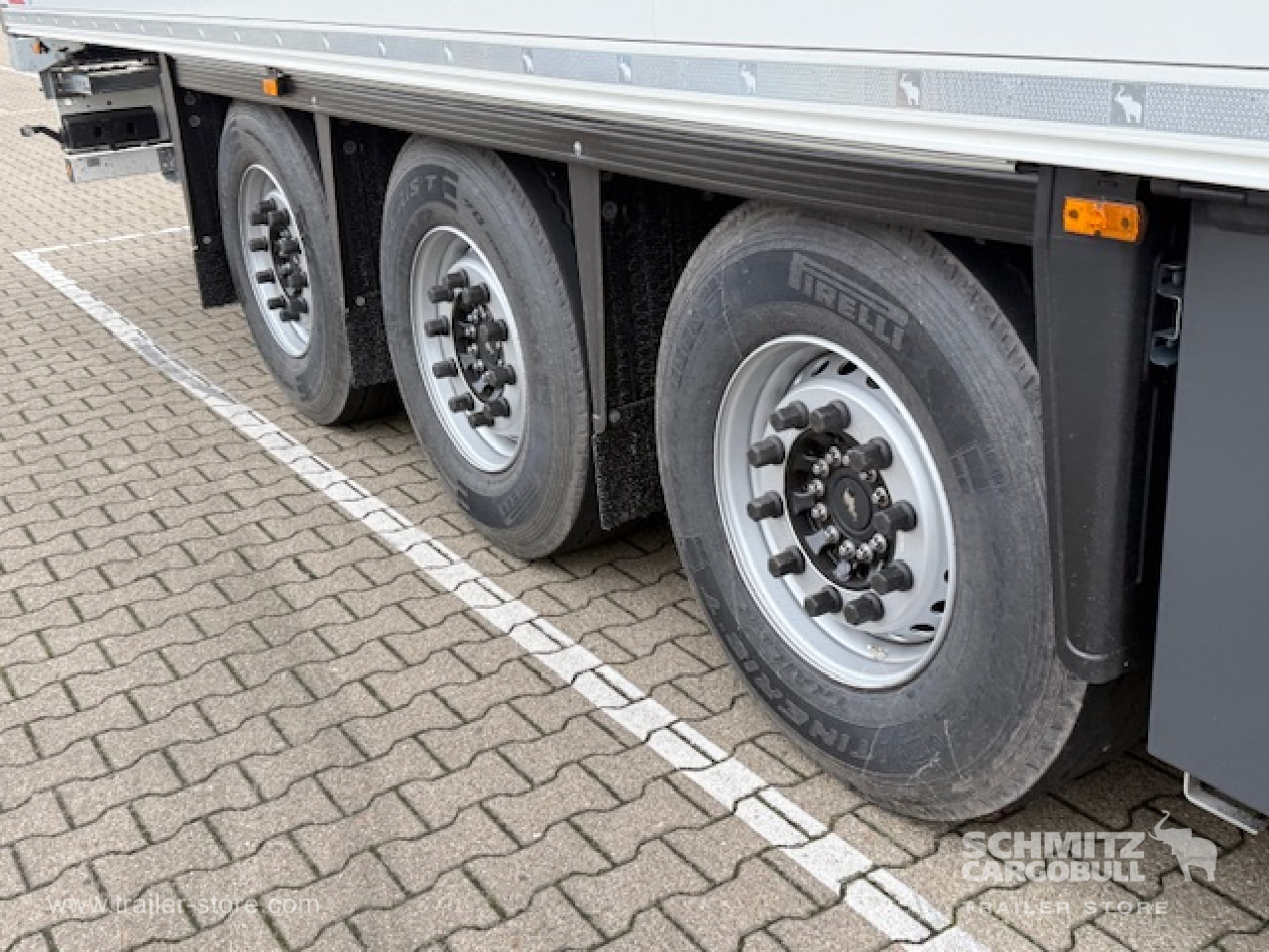 SCHMITZ Oplegger Vries Standard - Semi-trailer isotermal: gambar 2 SCHMITZ Oplegger Vries Standard - Semi-trailer isotermal: gambar 2