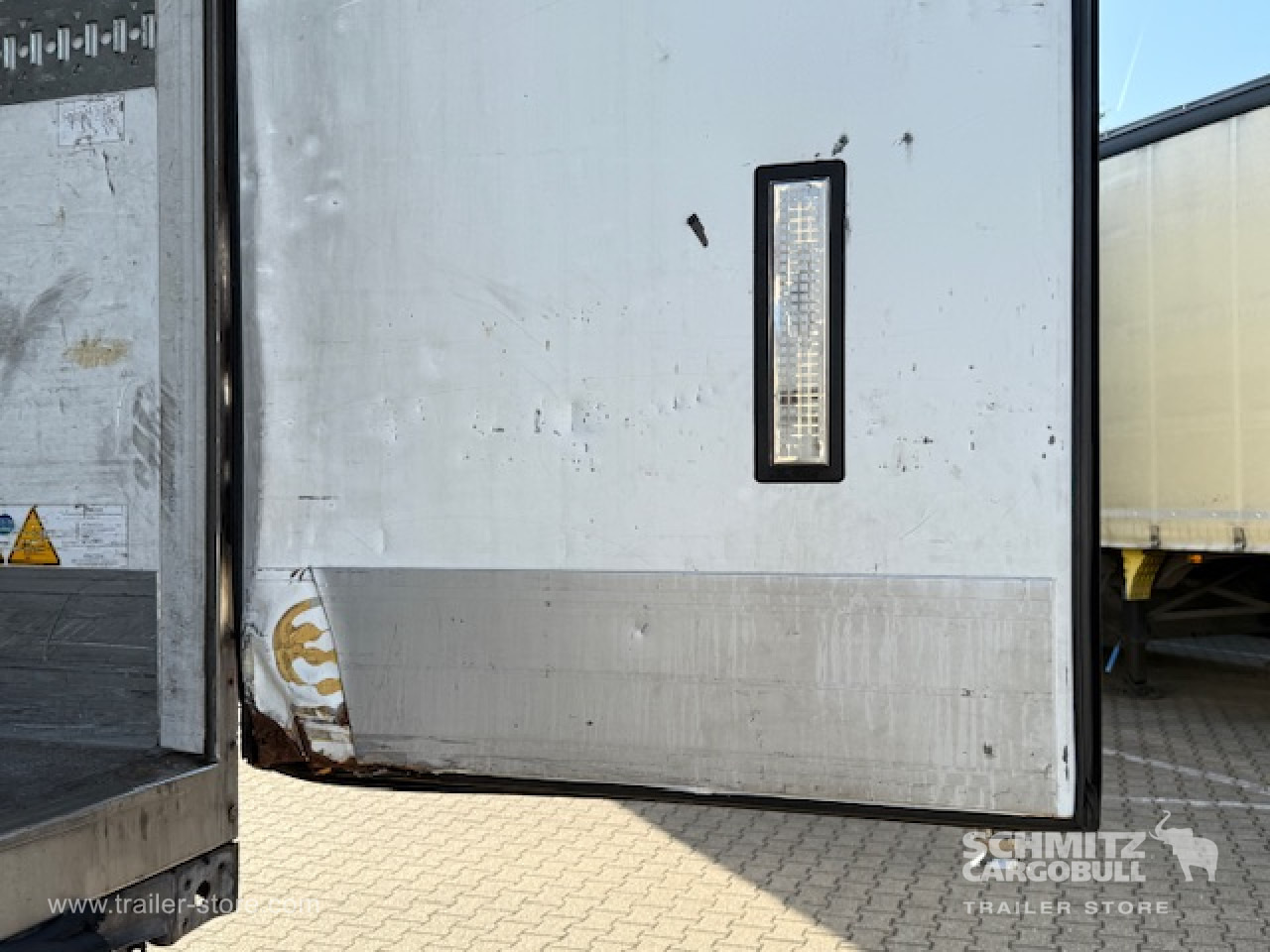 SCHMITZ Oplegger Vries Standard - Semi-trailer isotermal: gambar 4 SCHMITZ Oplegger Vries Standard - Semi-trailer isotermal: gambar 4