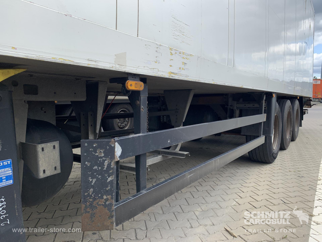 Semi-trailer isotermal SCHMITZ Reefer Standard Taillift: gambar 11