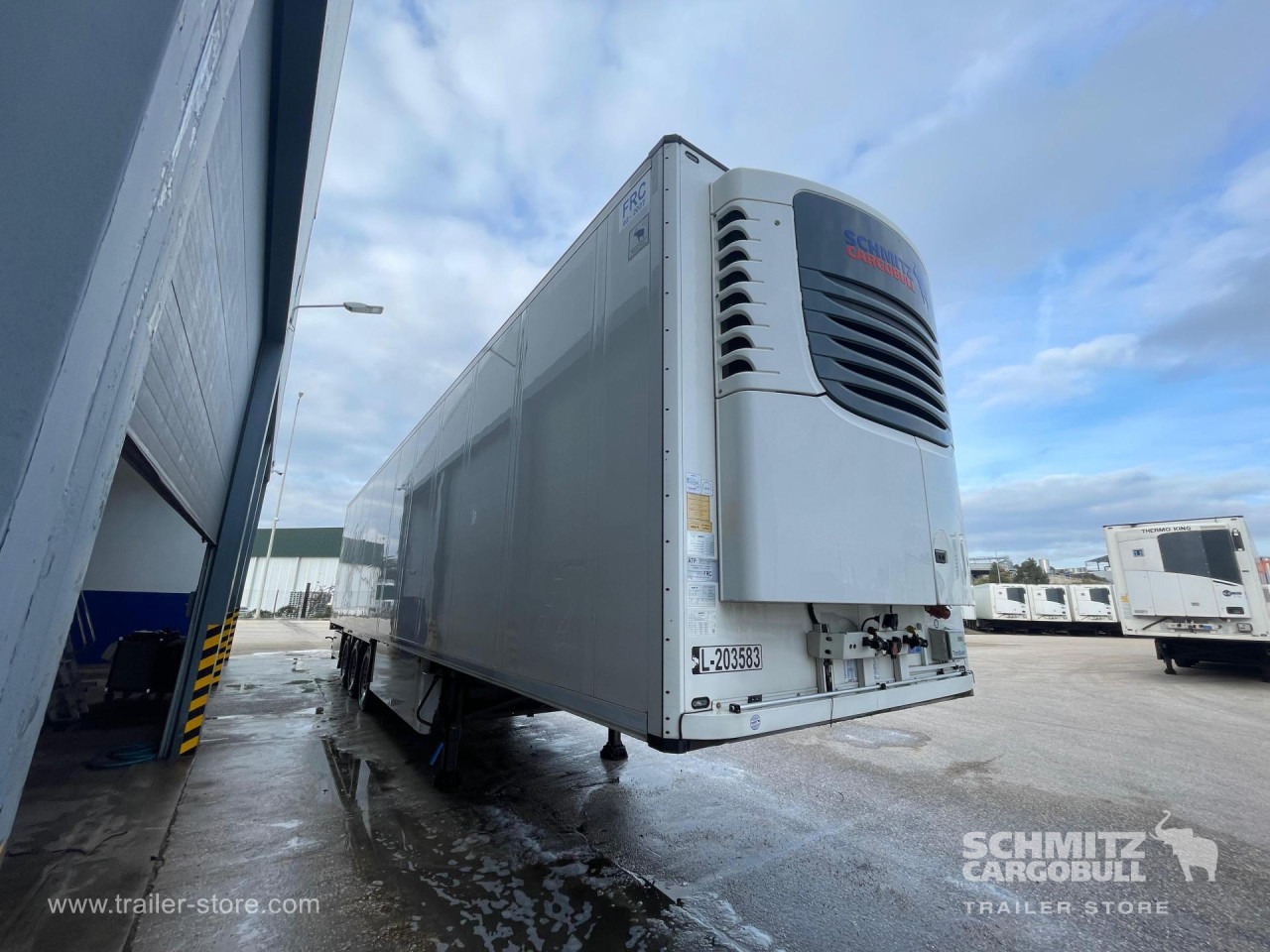 SCHMITZ Reefer Multitemp - Semi-trailer isotermal: gambar 1 SCHMITZ Reefer Multitemp - Semi-trailer isotermal: gambar 1