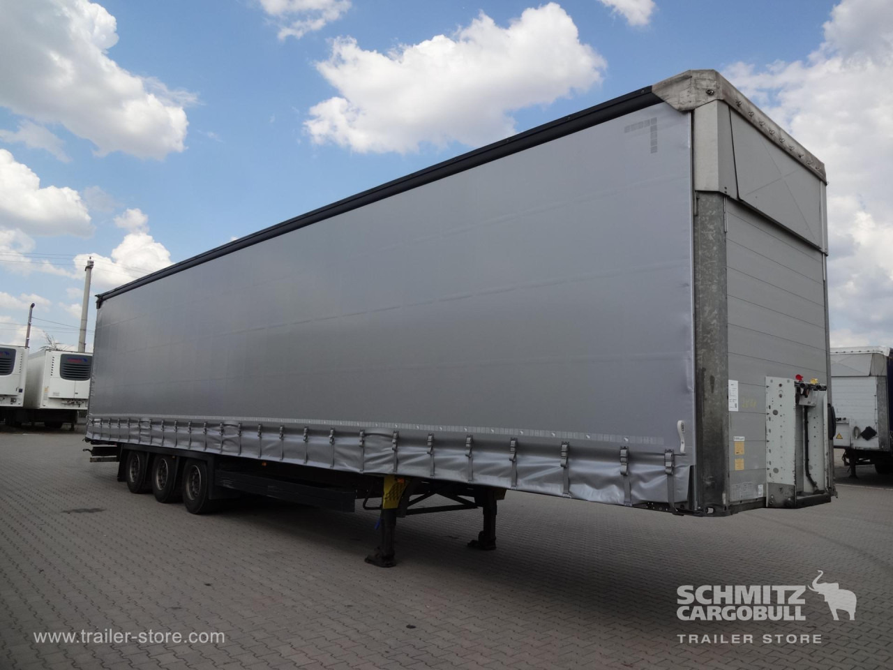 SCHMITZ Curtainsider Mega - Semi-trailer dengan terpal samping: gambar 1 SCHMITZ Curtainsider Mega - Semi-trailer dengan terpal samping: gambar 1