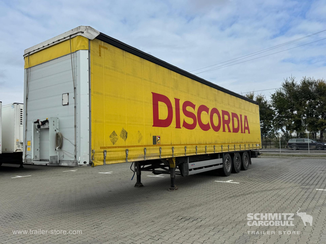 SCHMITZ Curtainsider Standard - Semi-trailer dengan terpal samping: gambar 4 SCHMITZ Curtainsider Standard - Semi-trailer dengan terpal samping: gambar 4