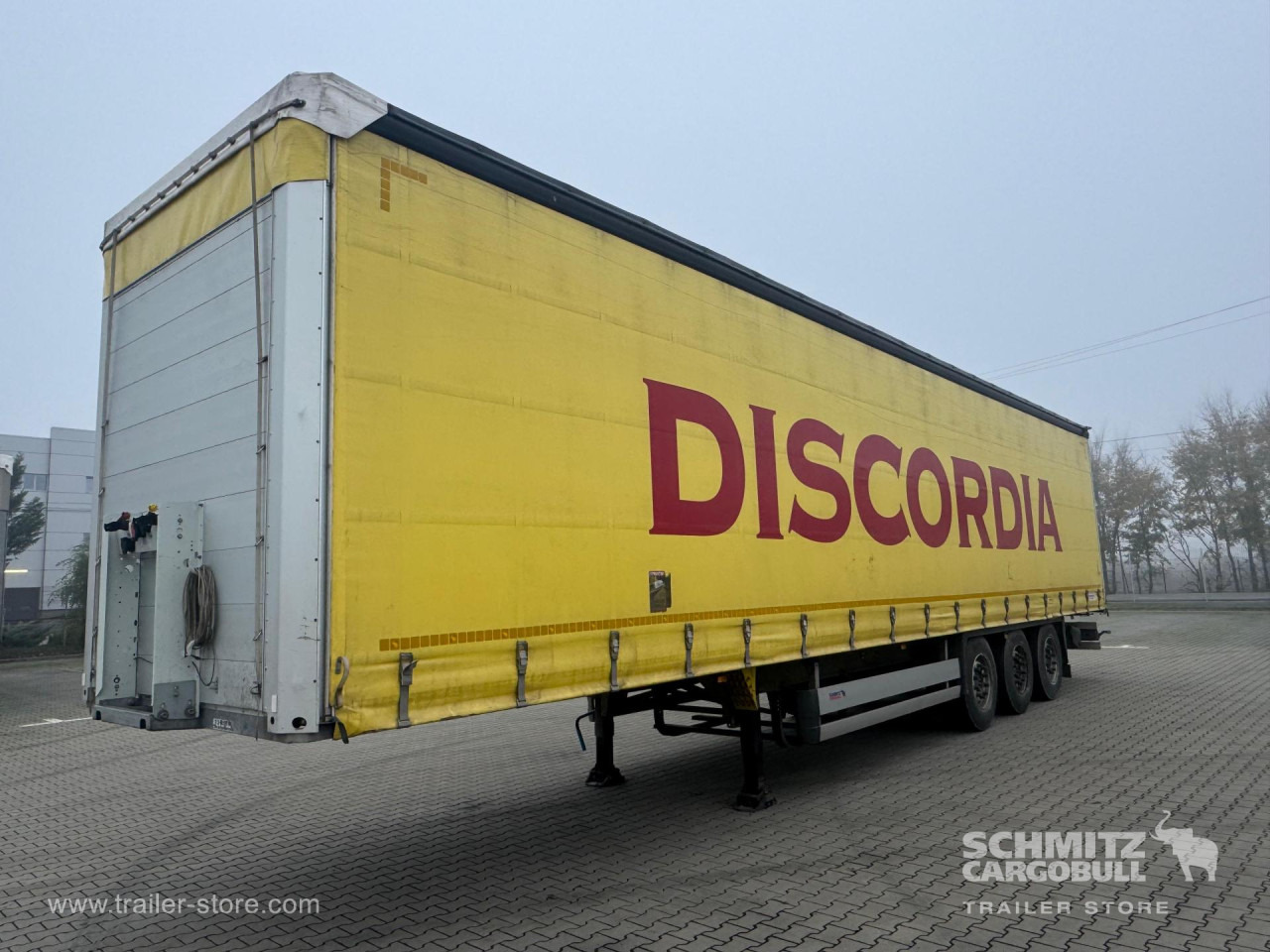 SCHMITZ Curtainsider Standard - Semi-trailer dengan terpal samping: gambar 4 SCHMITZ Curtainsider Standard - Semi-trailer dengan terpal samping: gambar 4