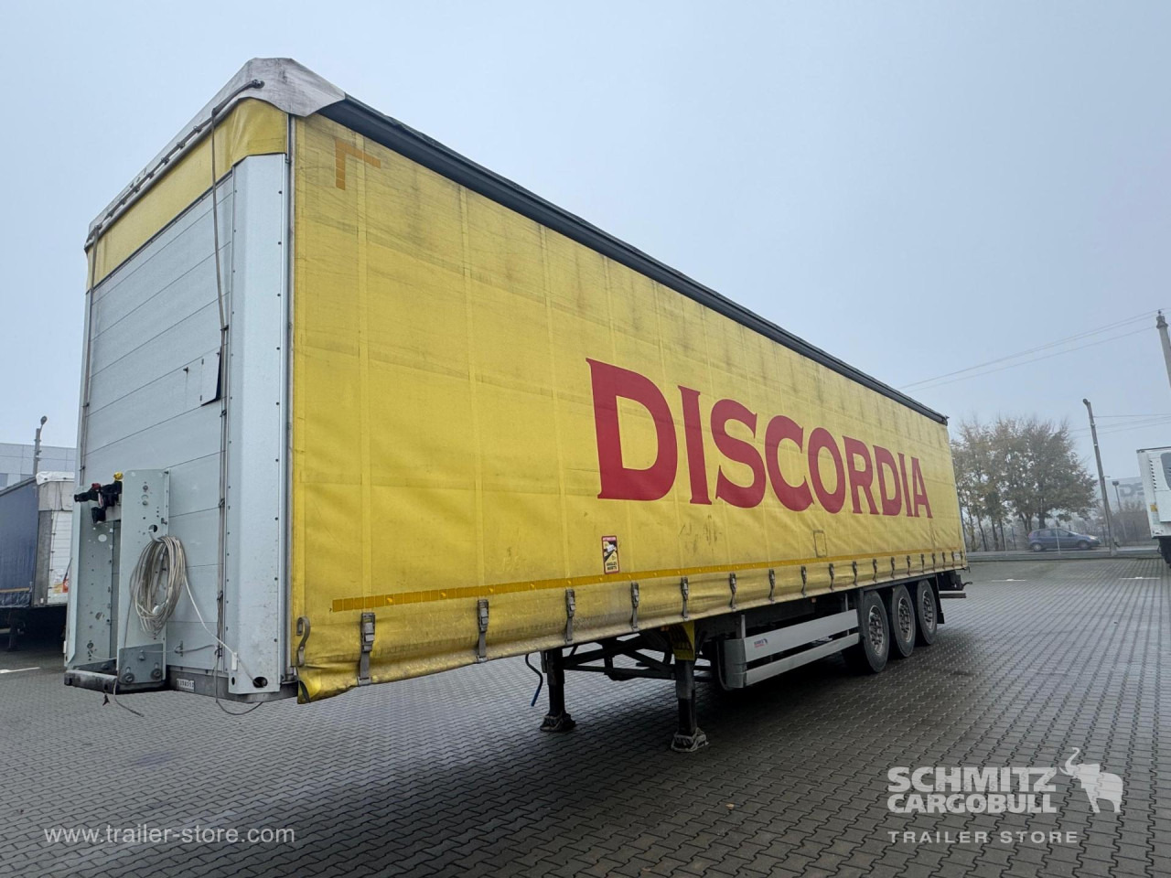 SCHMITZ Curtainsider Standard - Semi-trailer dengan terpal samping: gambar 4 SCHMITZ Curtainsider Standard - Semi-trailer dengan terpal samping: gambar 4