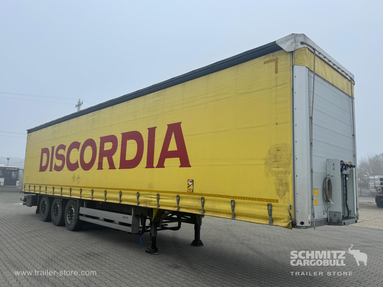 SCHMITZ Curtainsider Standard - Semi-trailer dengan terpal samping: gambar 1 SCHMITZ Curtainsider Standard - Semi-trailer dengan terpal samping: gambar 1