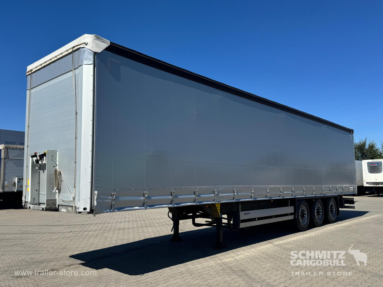 SCHMITZ Curtainsider Standard - Semi-trailer dengan terpal samping: gambar 4 SCHMITZ Curtainsider Standard - Semi-trailer dengan terpal samping: gambar 4