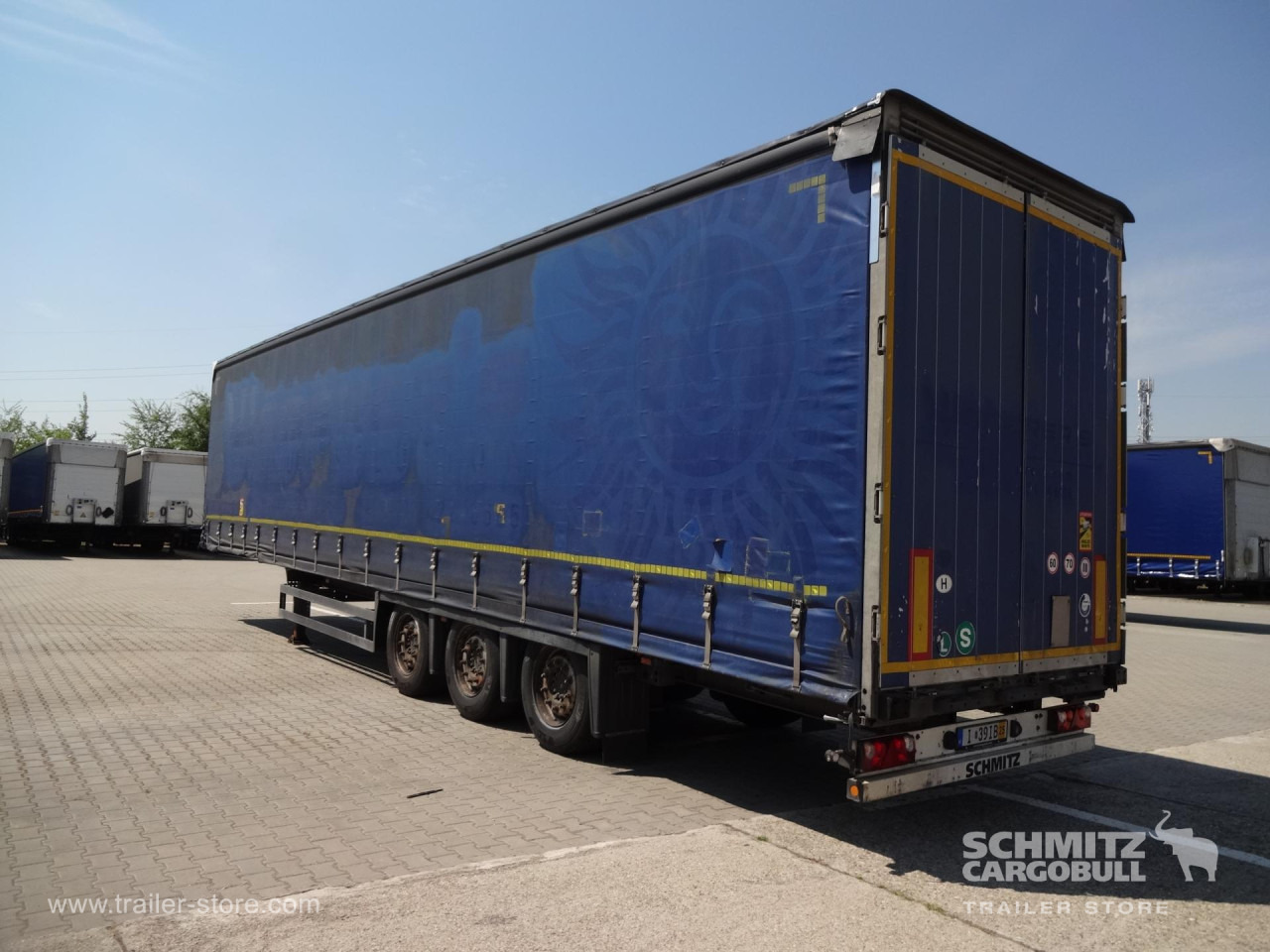 SCHMITZ Curtainsider Varios - Semi-trailer dengan terpal samping: gambar 4 SCHMITZ Curtainsider Varios - Semi-trailer dengan terpal samping: gambar 4