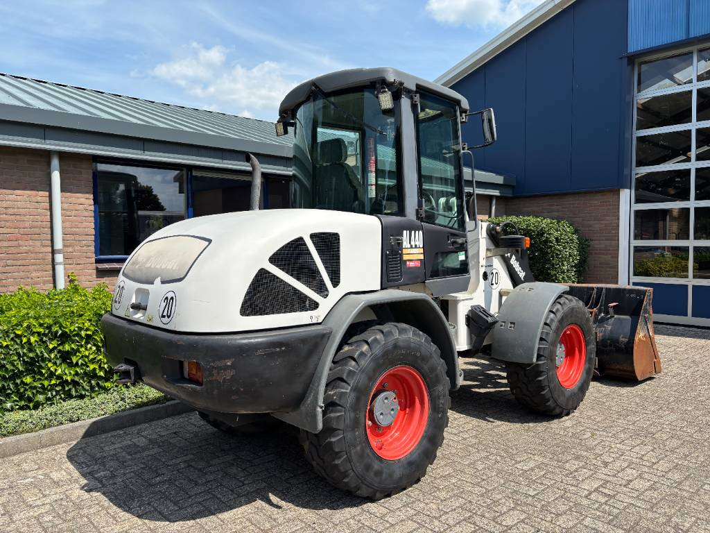 Bobcat AL 440 D - Wheel loader: gambar 3 Bobcat AL 440 D - Wheel loader: gambar 3