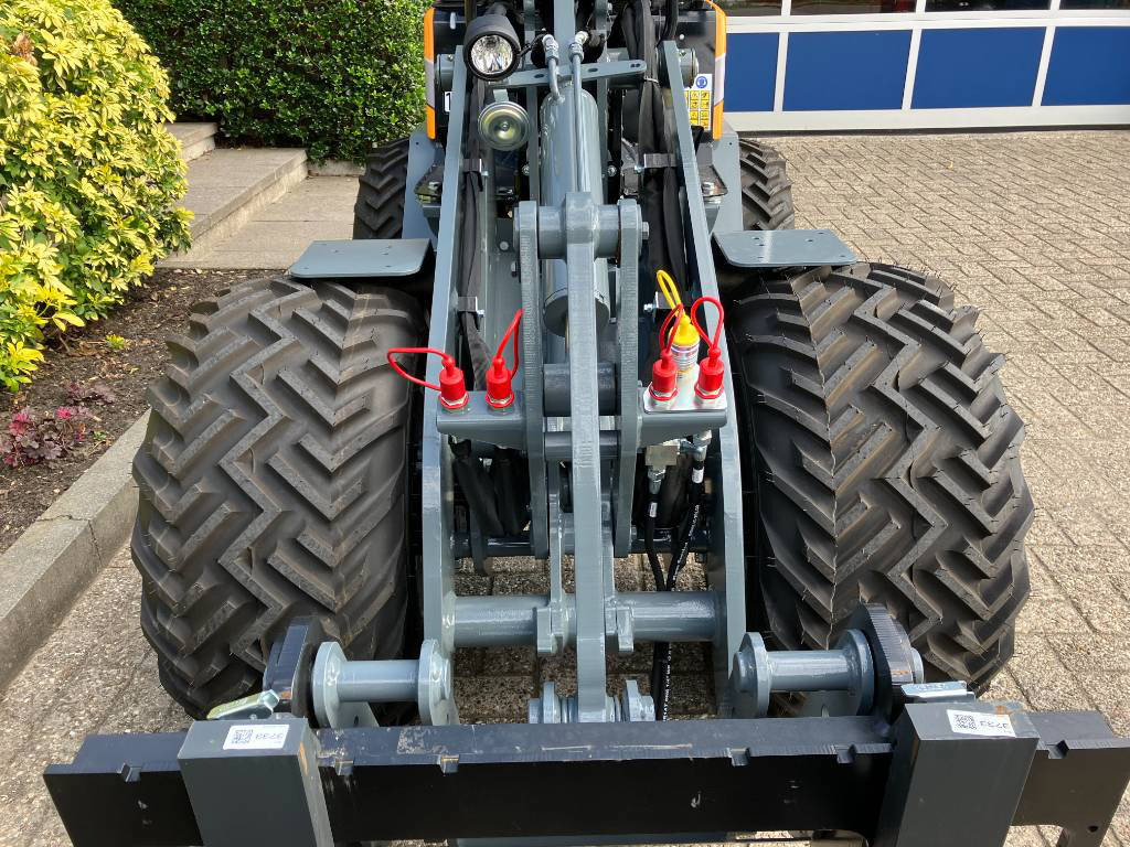 Giant Giant G 1500 Xtra - Wheel loader: gambar 5 Giant Giant G 1500 Xtra - Wheel loader: gambar 5