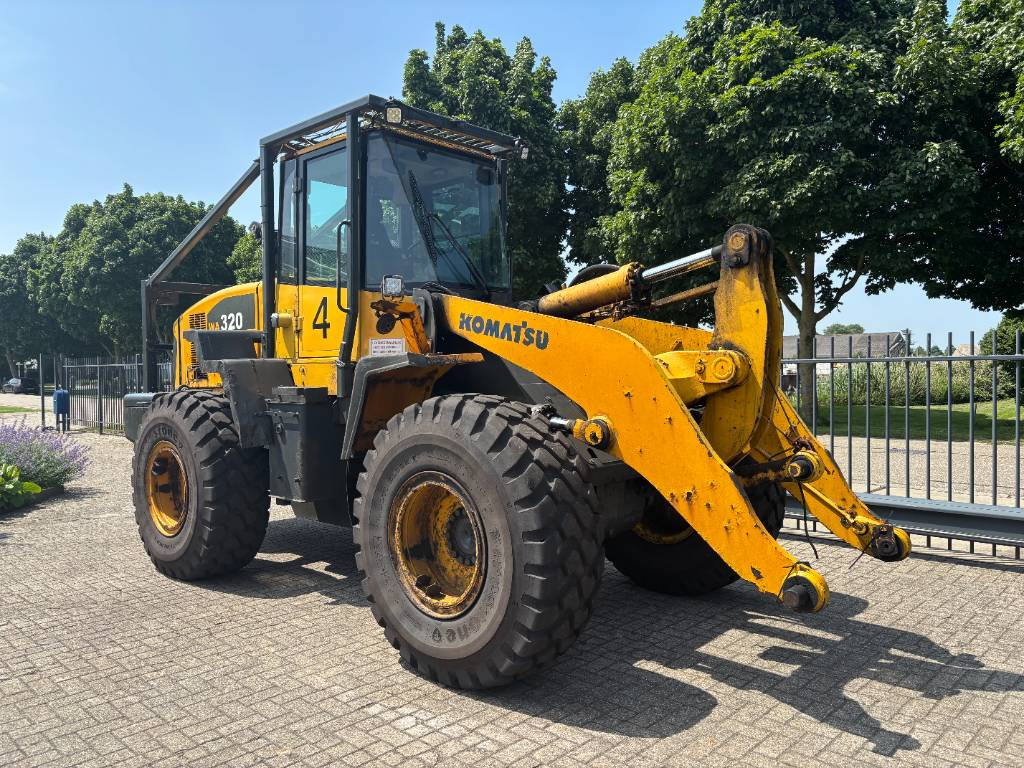 Komatsu WA 320-5 - Wheel loader: gambar 5 Komatsu WA 320-5 - Wheel loader: gambar 5