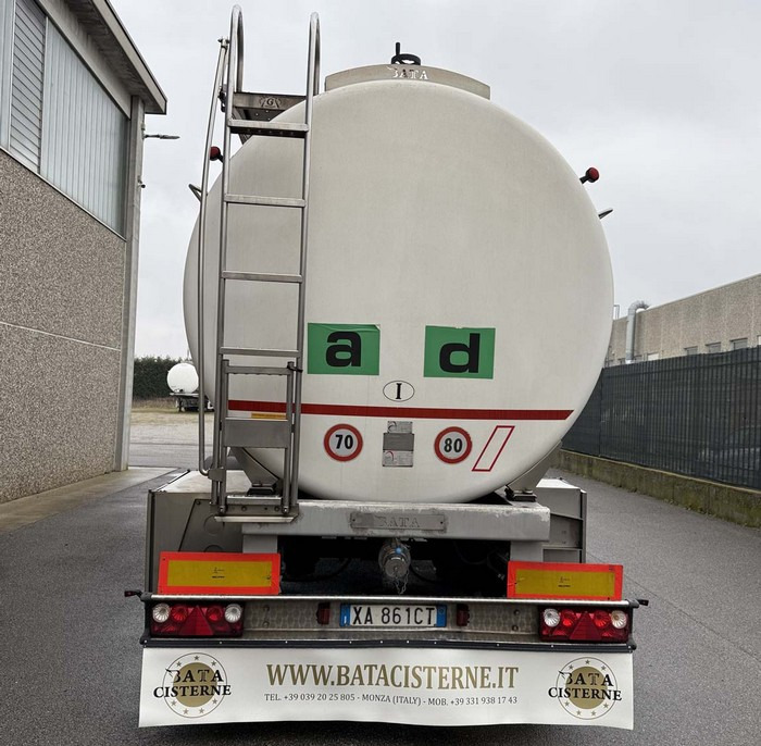 CISTERNA ALIMENTARE GRAPAR-ACERBI ANNO 2015 - Semi-trailer tangki: gambar 3 CISTERNA ALIMENTARE GRAPAR-ACERBI ANNO 2015 - Semi-trailer tangki: gambar 3