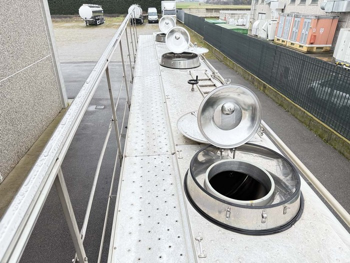 Semi-trailer tangki CISTERNA ALIMENTARE GRAPAR-ACERBI ANNO 2015: gambar 7