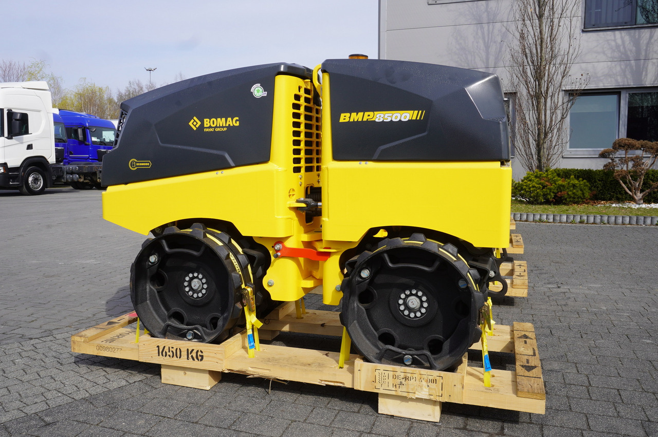 BOMAG BMP 8500 brand-new trench roller / Remote Control / 4 units - Roller mini: gambar 5 BOMAG BMP 8500 brand-new trench roller / Remote Control / 4 units - Roller mini: gambar 5