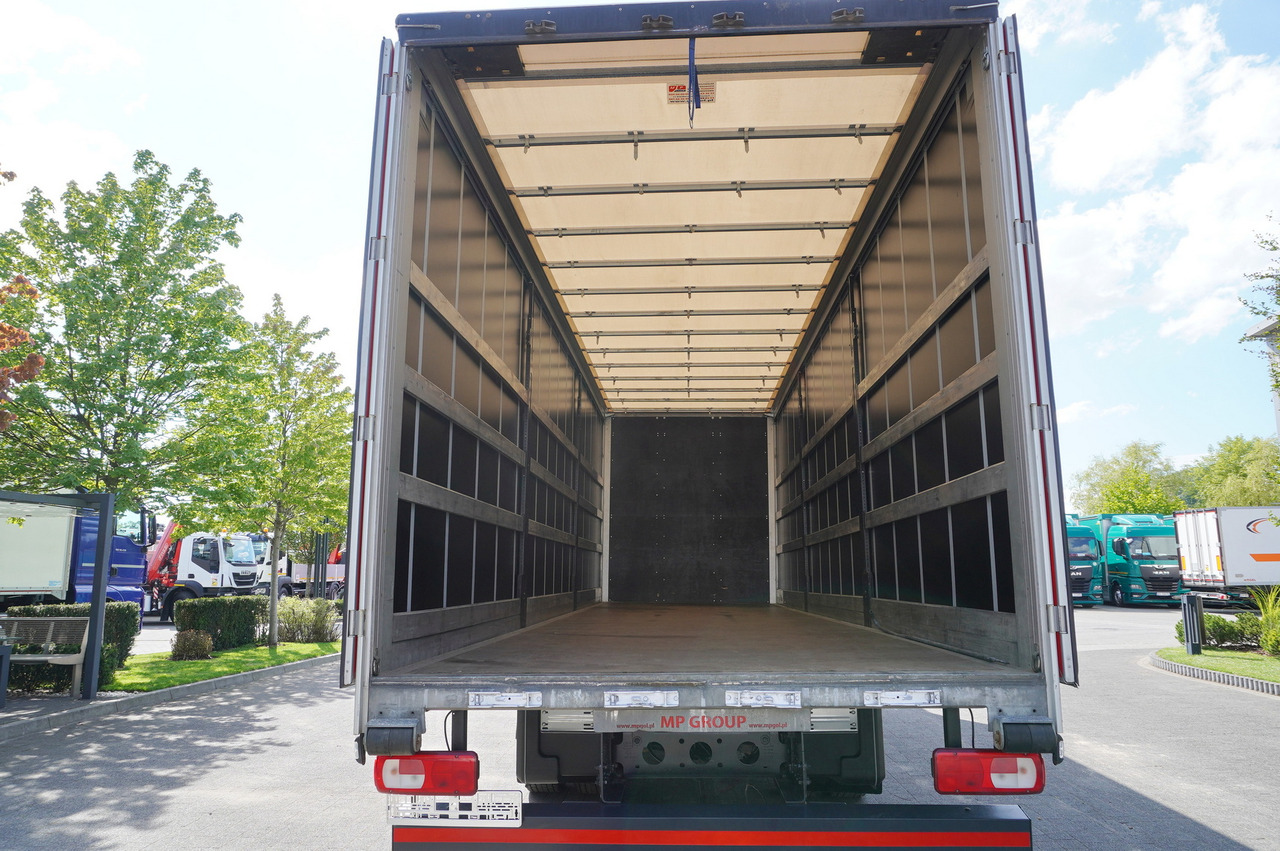 DAF CF 18.370 / Curtainsider 23 EPAL! / Sleeper cab - Truk dengan terpal samping: gambar 4 DAF CF 18.370 / Curtainsider 23 EPAL! / Sleeper cab - Truk dengan terpal samping: gambar 4