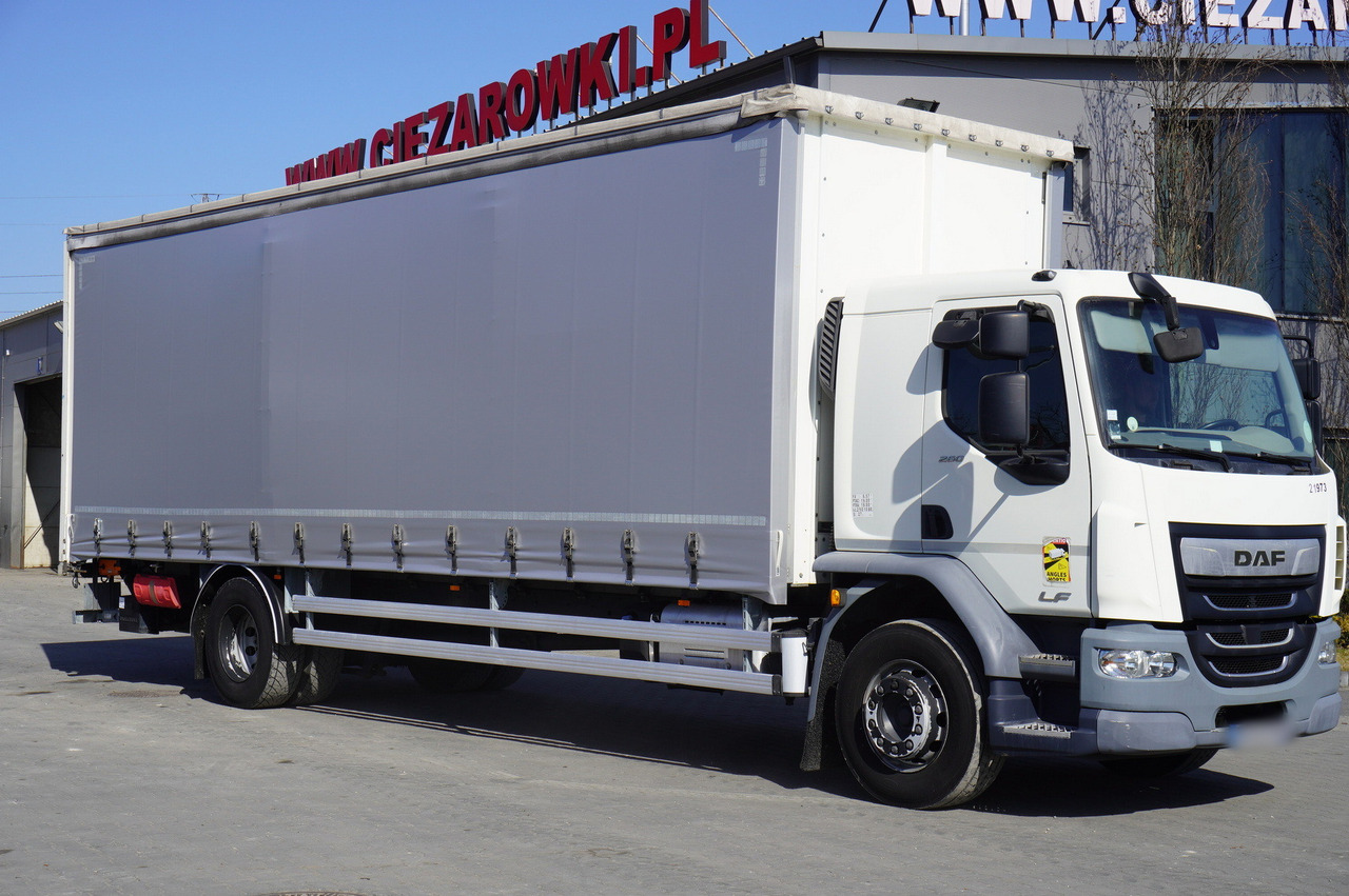 DAF LF 19.260 / Curtainsider 21 EPAL / 80 tho. km / Sleeper cab - Truk dengan terpal samping: gambar 3 DAF LF 19.260 / Curtainsider 21 EPAL / 80 tho. km / Sleeper cab - Truk dengan terpal samping: gambar 3