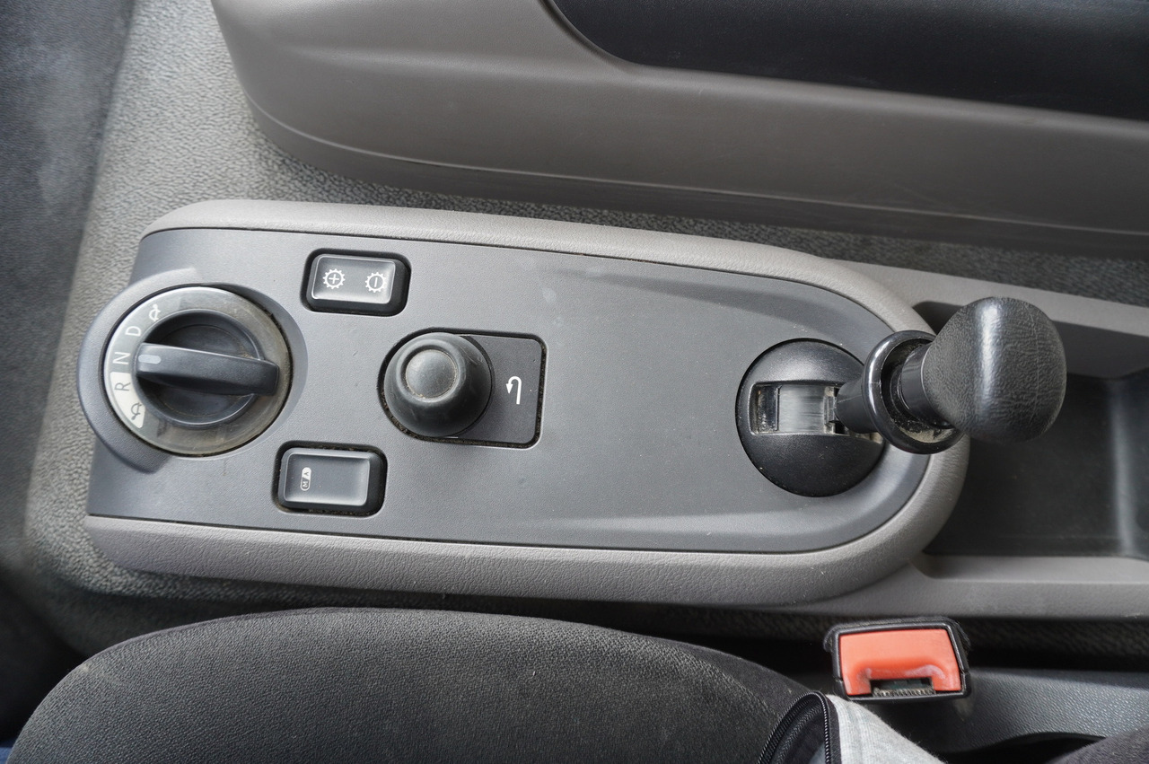 Truk berpendingin DAF LF 220 / Refrigerator 16 EPAL Multitemp / Carrier Supra 1150 MT / Palfinger 1500 kg: gambar 22