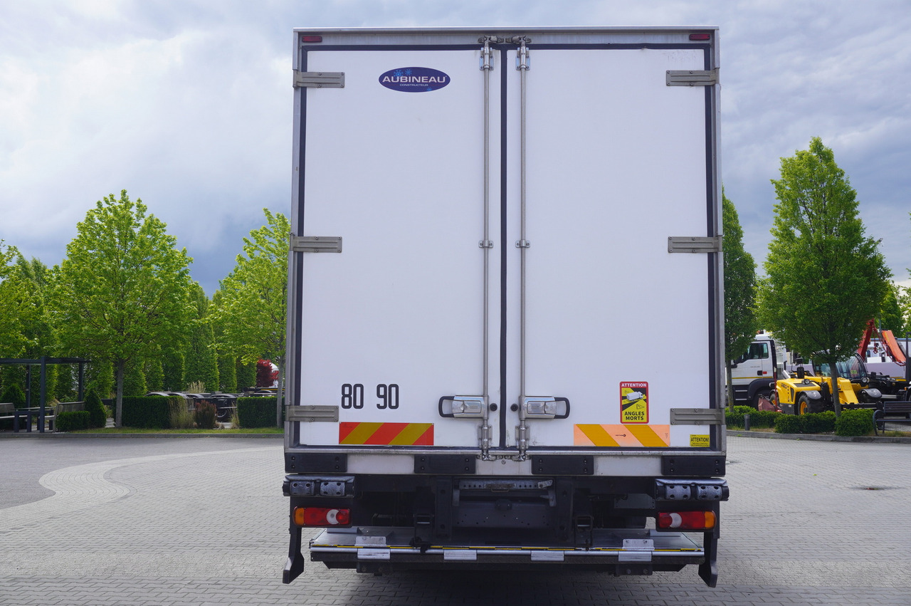 DAF LF 220 / Refrigerator 16 EPAL Multitemp / Carrier Supra 1150 MT / Palfinger 1500 kg - Truk berpendingin: gambar 4 DAF LF 220 / Refrigerator 16 EPAL Multitemp / Carrier Supra 1150 MT / Palfinger 1500 kg - Truk berpendingin: gambar 4