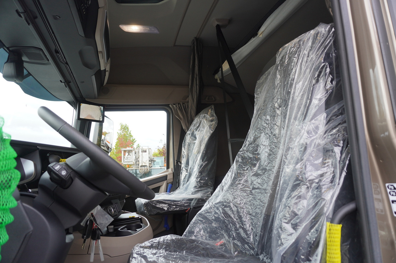 DAF NEW XG 480 6×2 / 2025 / KRONE 20 EPAL Doppelstock Refrigerator / Thermoking T-1000R / No mileage / steered axle - Truk berpendingin: gambar 2 DAF NEW XG 480 6×2 / 2025 / KRONE 20 EPAL Doppelstock Refrigerator / Thermoking T-1000R / No mileage / steered axle - Truk berpendingin: gambar 2