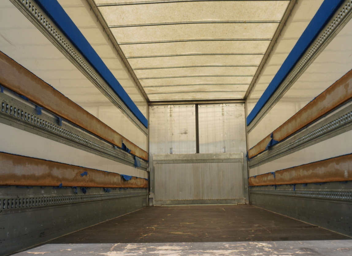 Trailer kotak tertutup Fruehauf passthrough box trailer 18 EPAL / 2021 / SAF axles: gambar 7 Trailer kotak tertutup Fruehauf passthrough box trailer 18 EPAL / 2021 / SAF axles: gambar 7